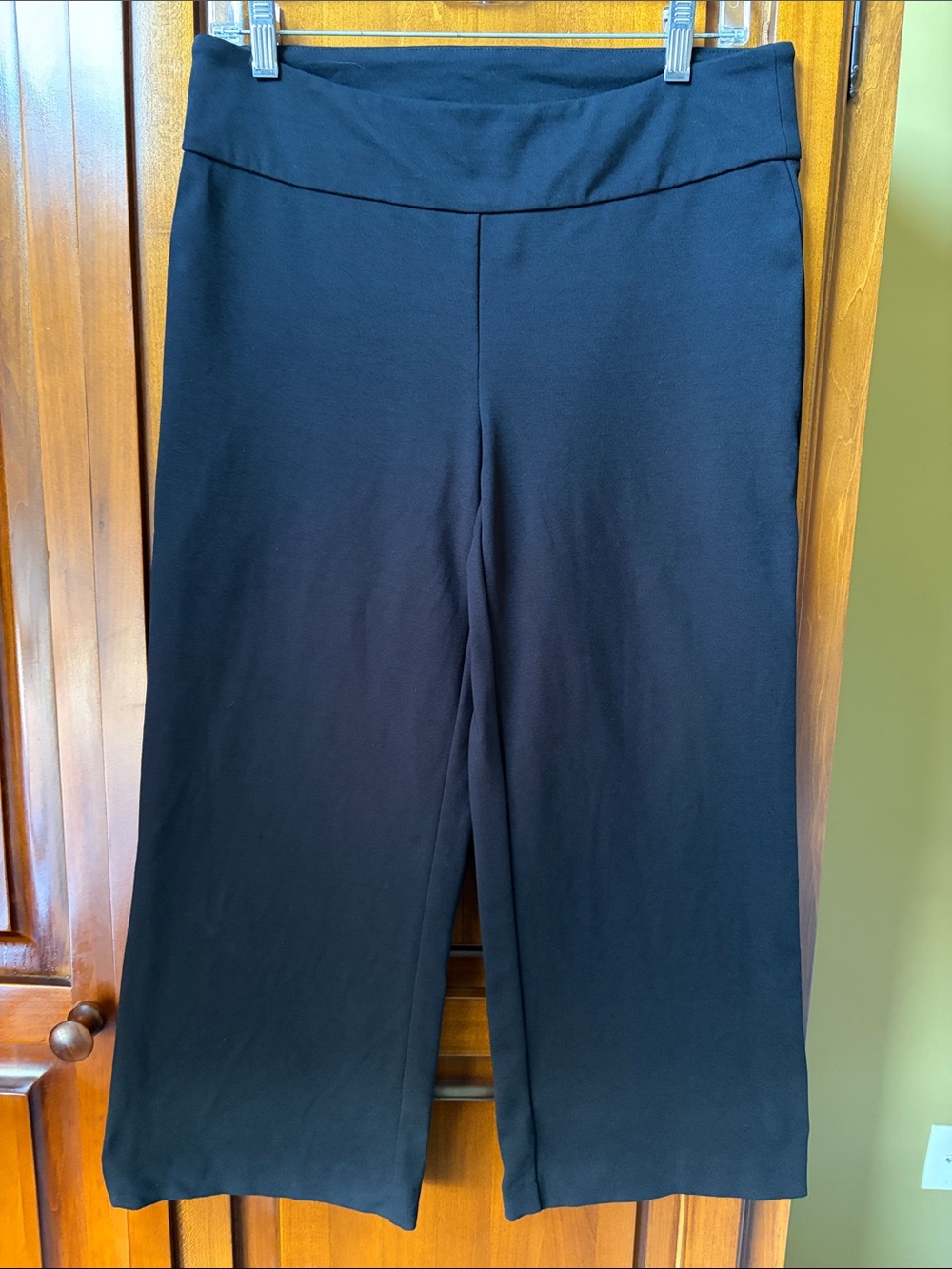 Black Mario Serrani Wide-Leg Crop Pants